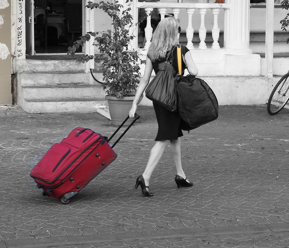 woman_suitcase